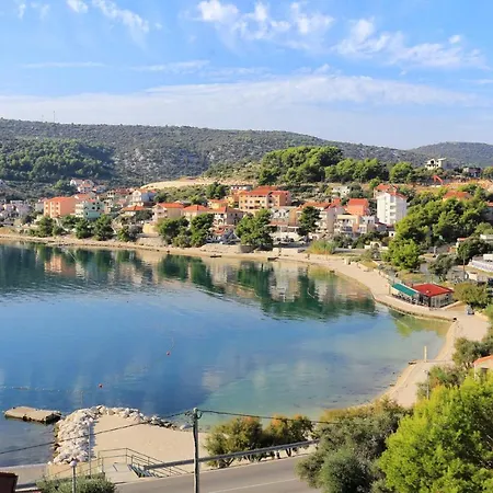 By The Sea Marina, Trogir - 9037 Apartman *