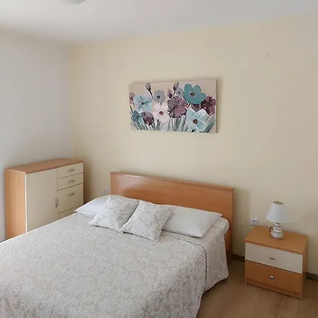 By The Sea Marina, Trogir - 9037 Apartman *