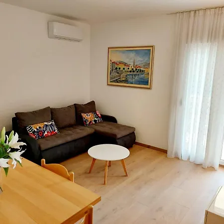 By The Sea Marina, Trogir - 9037 Apartman